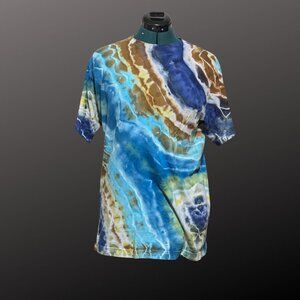 One of a Kind Item! NWOT Hand Dyed Unisex TShirt Size Small